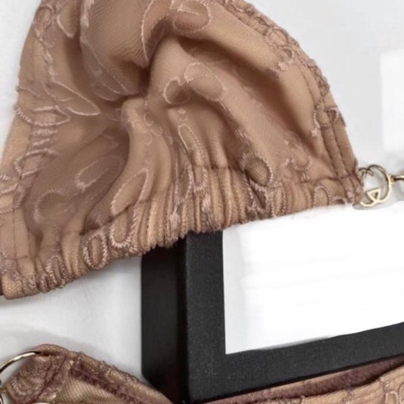 Sexy Triangle Top & Gold Link Lux Bikini Set - Picture 3 of 4